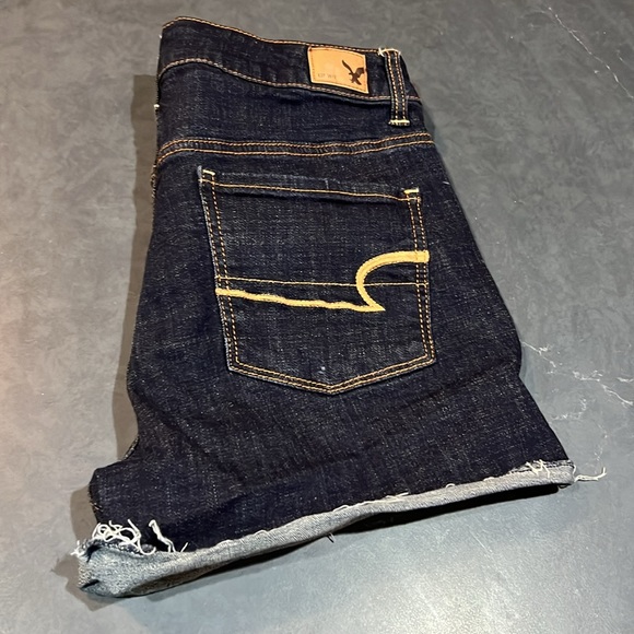 American Eagle Super Stretch Short size 10 like new! - Picture 3 of 6